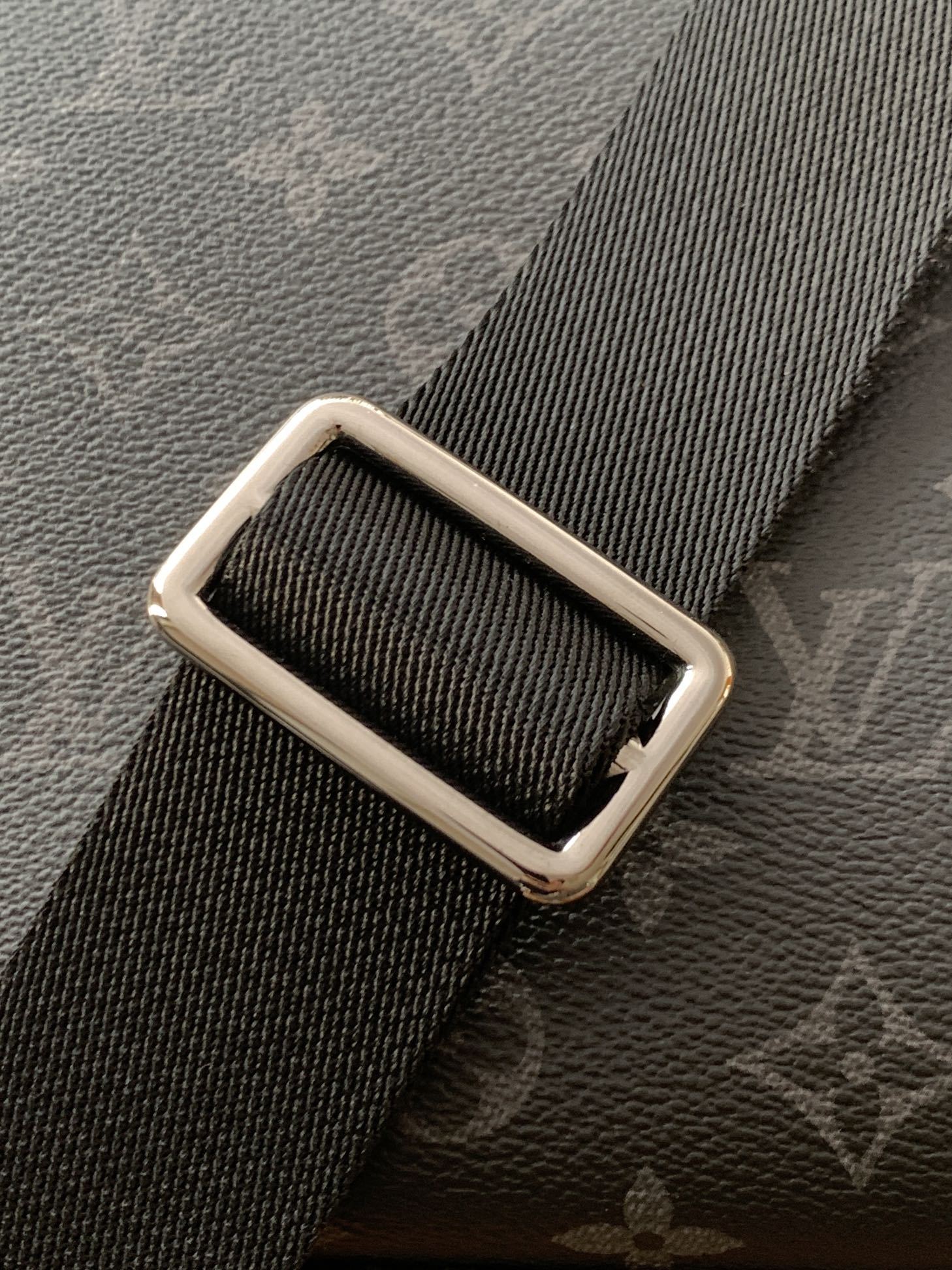 Louis Vuitton  ルイ・ヴィトン シーズナル ワンショルダーバッグ 