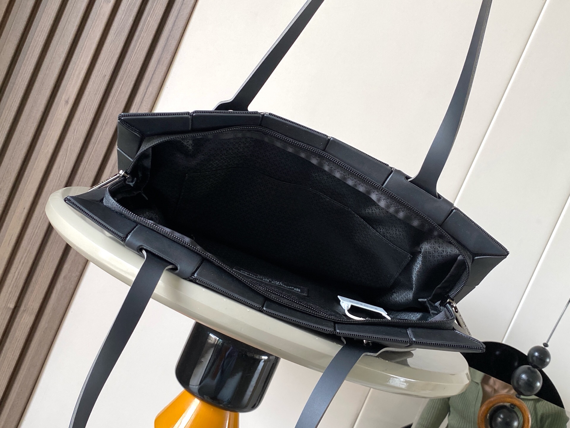 イッセイミヤケ「Issey Miyake」LUCENTシリーズ トートバッグ