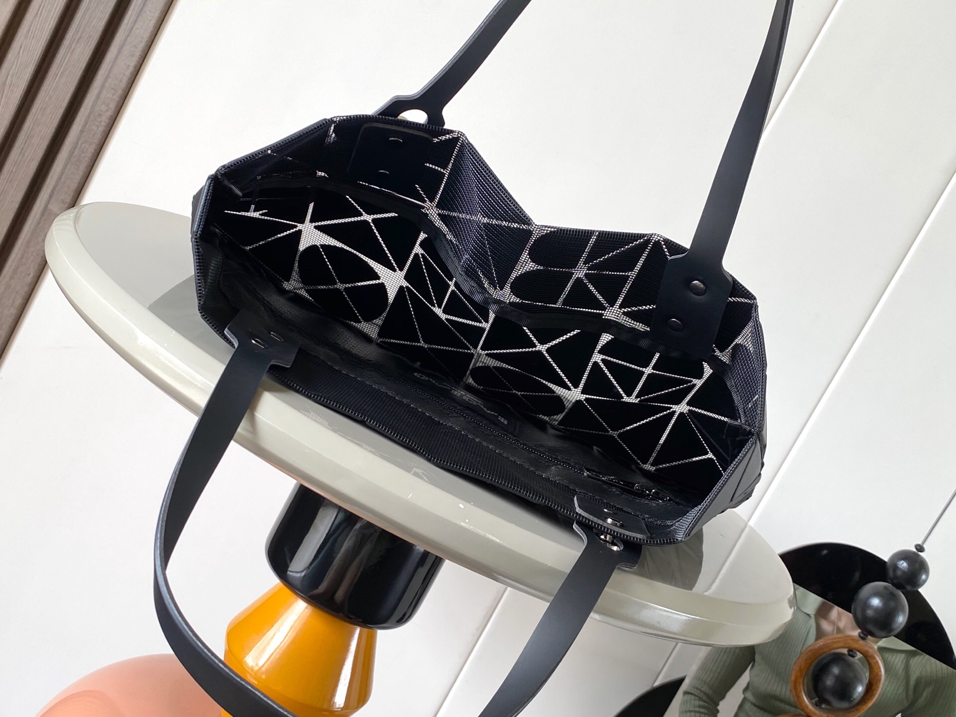 イッセイミヤケ「Issey Miyake」LUCENTシリーズ トートバッグ