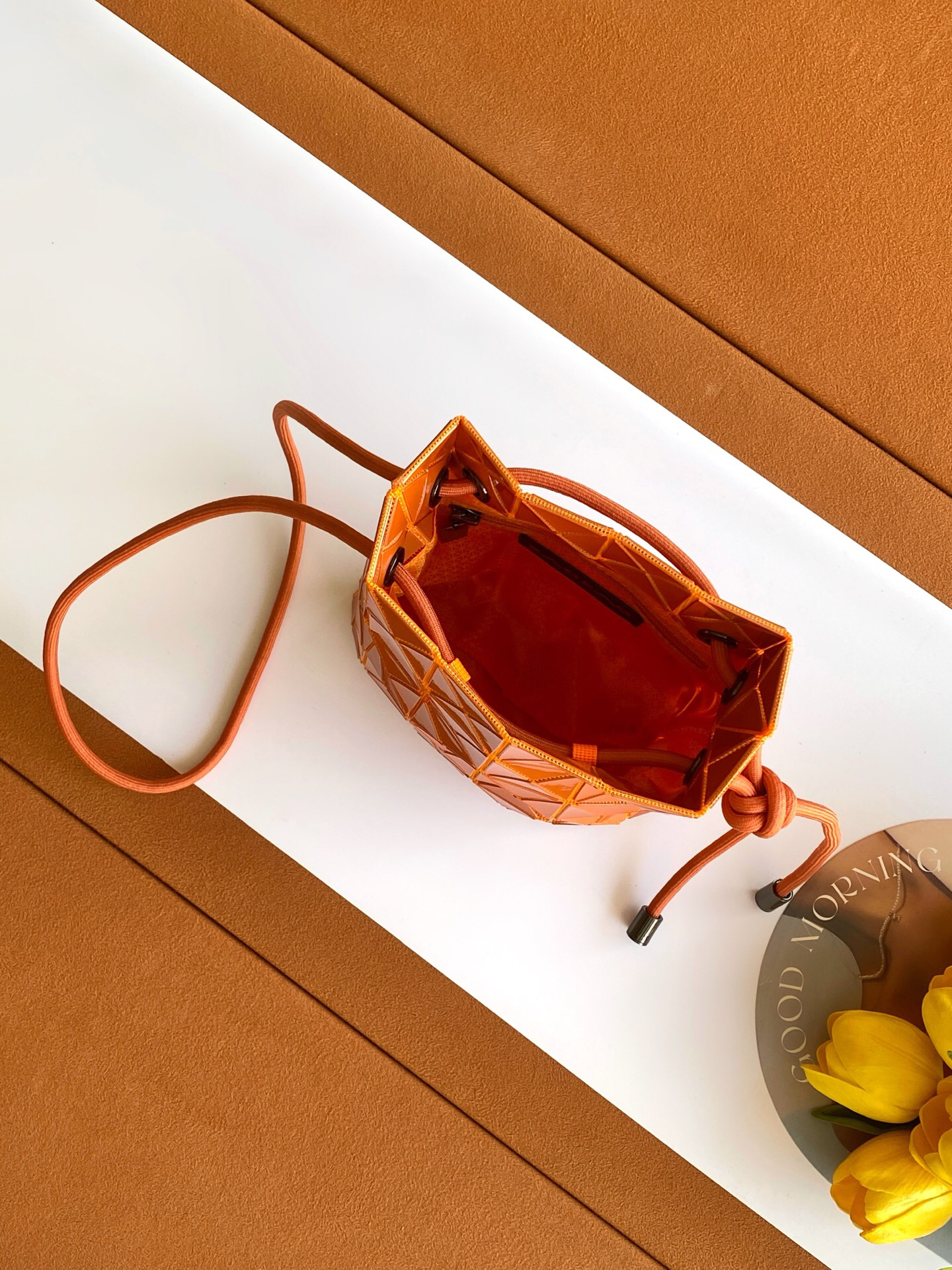 イッセイミヤケ「Issey Miyake」LUCENTシリーズ トートバッグ