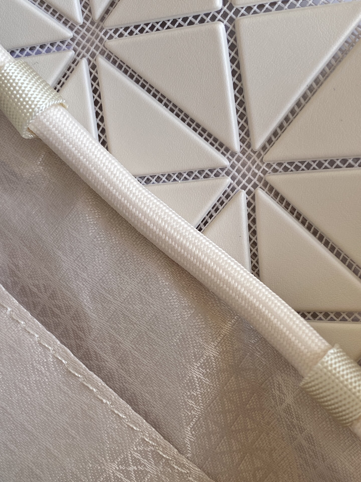 イッセイミヤケ「Issey Miyake」LUCENTシリーズ トートバッグ