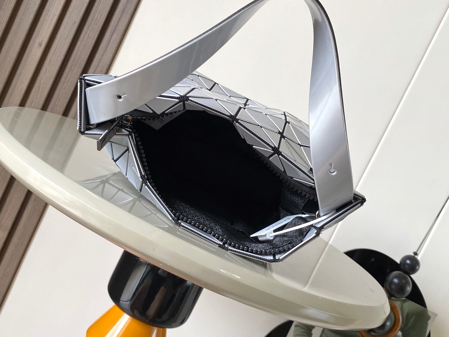 イッセイミヤケ「Issey Miyake」LUCENTシリーズ トートバッグ