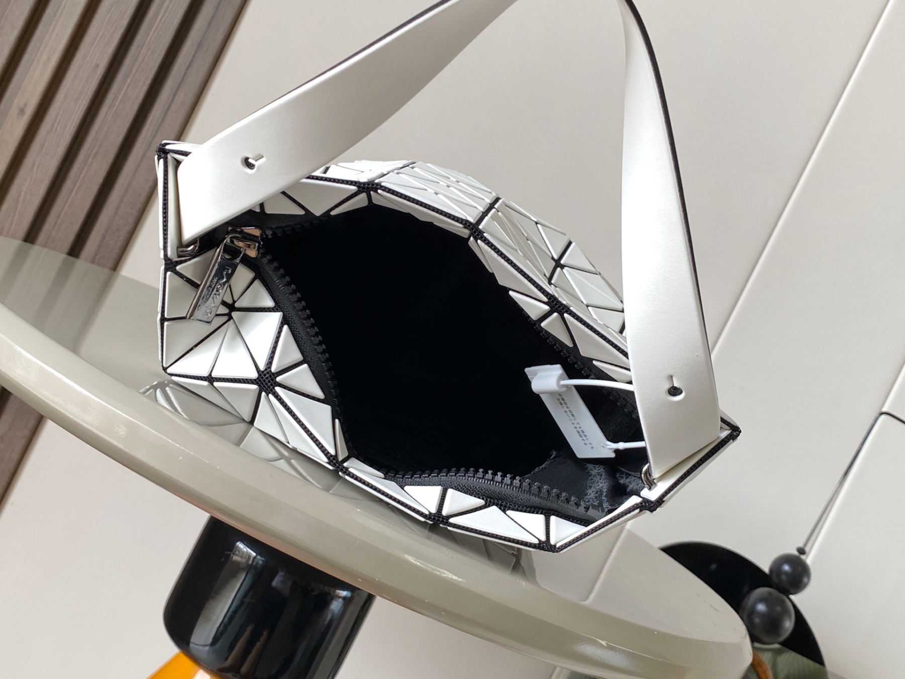 イッセイミヤケ「Issey Miyake」LUCENTシリーズ トートバッグ