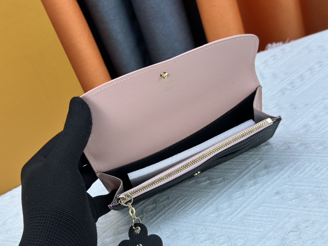 ルイ・ヴィトン「Louis Vuitton」レザーポケットウォレット レディース おしゃれ ショルダーバッグ