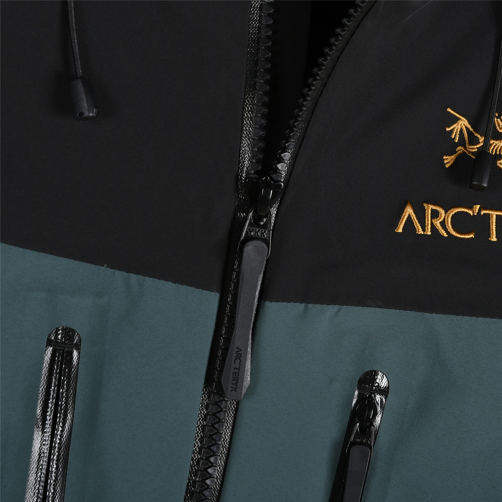 始祖鳥冬のトリプルパンチダウンダウンジャケットインナー付きセット