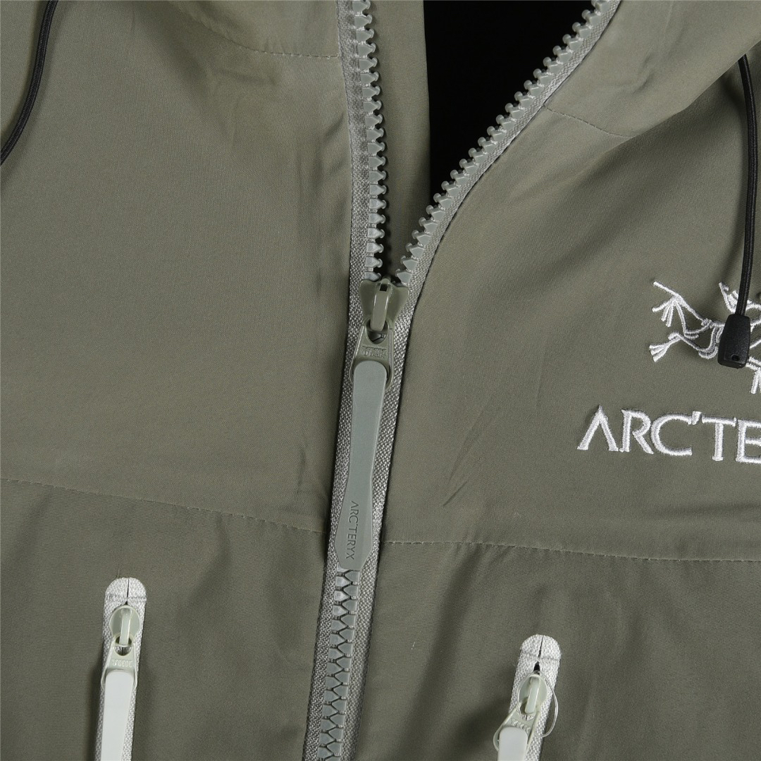 始祖鳥冬のトリプルパンチダウンダウンジャケットインナー付きセット