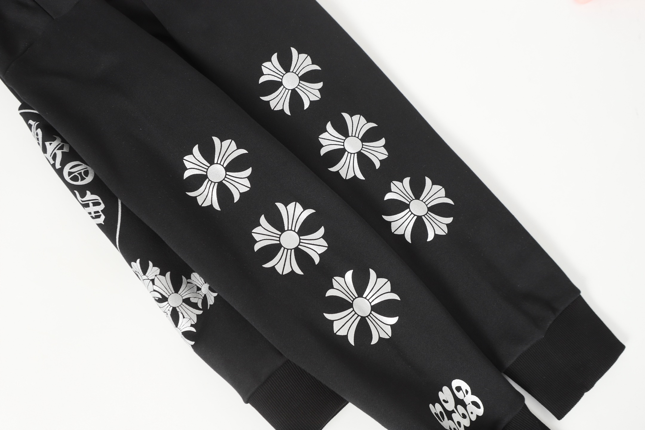 [ Chrome Hearts ] クロムハーツ 冬のフードコート