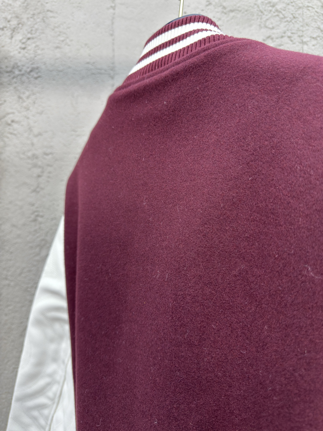 [ Louis Vuitton ] ルイ・ヴィトン  胸に刺繍を施したレザーの野球ウエア