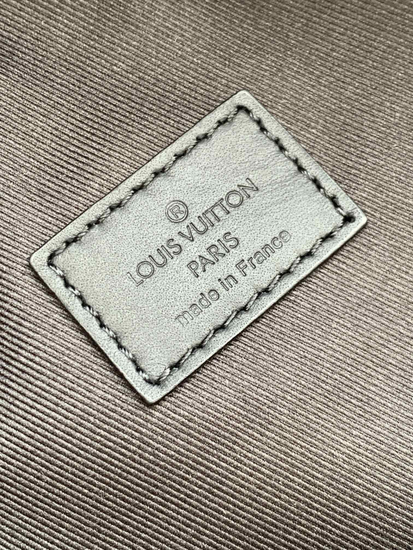 Louis Vuitton ルイ・ヴィトン おしゃれなメンズリュックサック