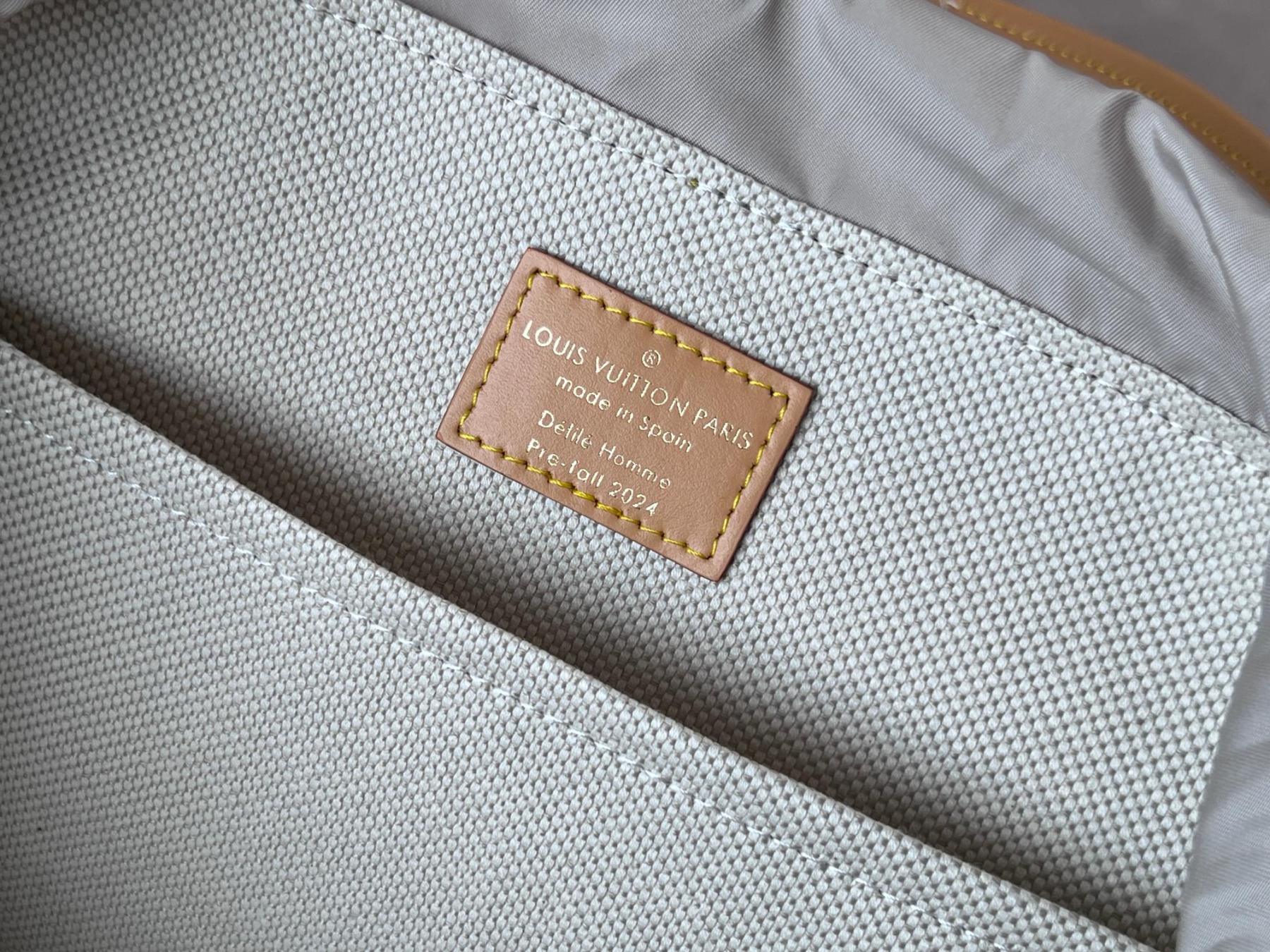 Louis Vuitton ルイ・ヴィトン おしゃれなメンズリュックサック