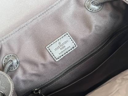 Louis Vuitton ルイ・ヴィトン おしゃれなメンズリュックサック