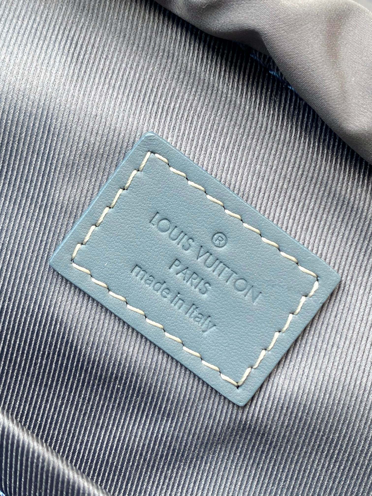 Louis Vuitton ルイ・ヴィトン おしゃれなメンズリュックサック