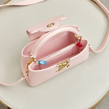 Louis Vuitton  ルイ・ヴィトン シーズナル ワンショルダーバッグ 