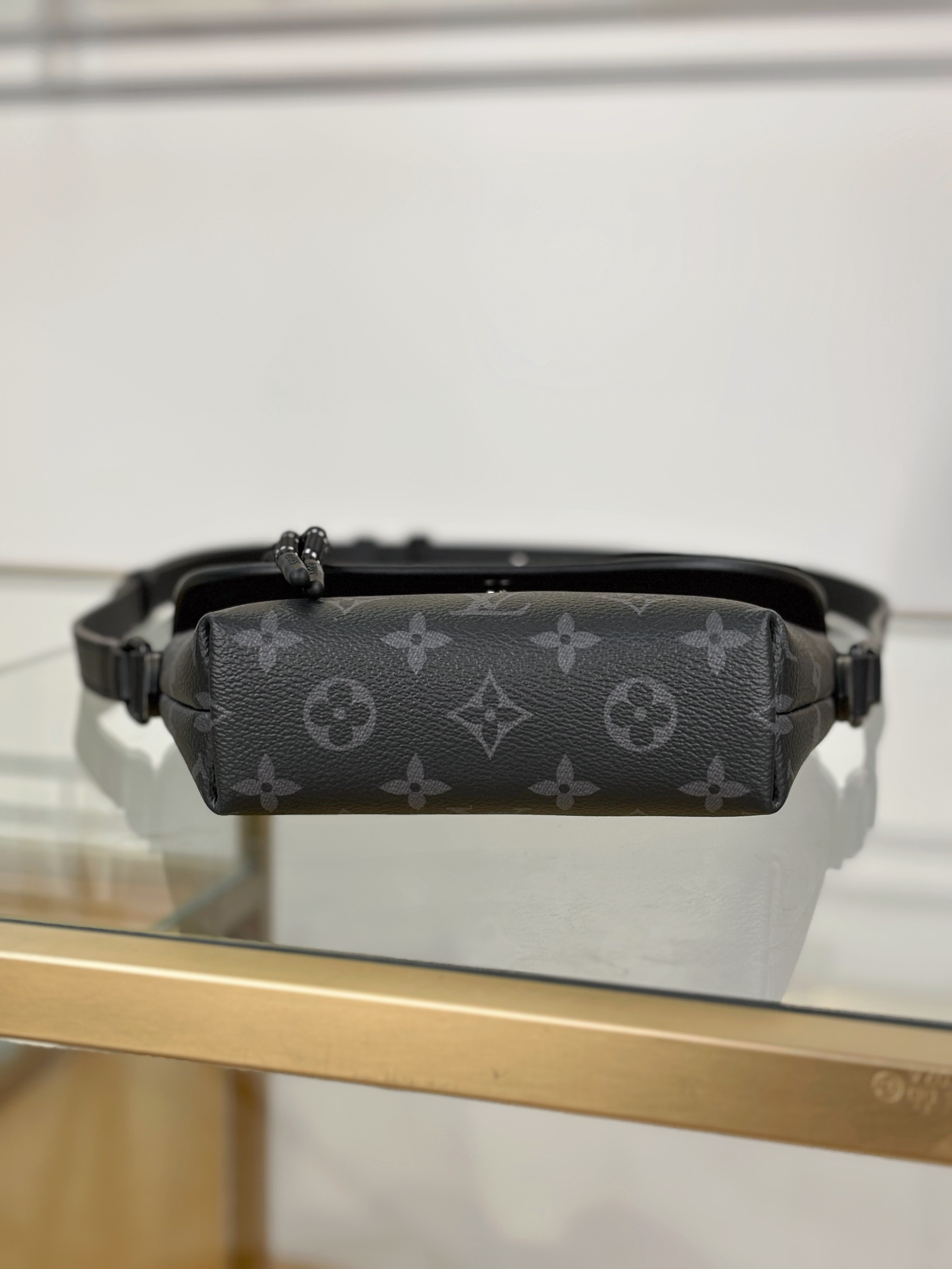 Louis Vuitton  ルイ・ヴィトン シーズナル ワンショルダーバッグ 
