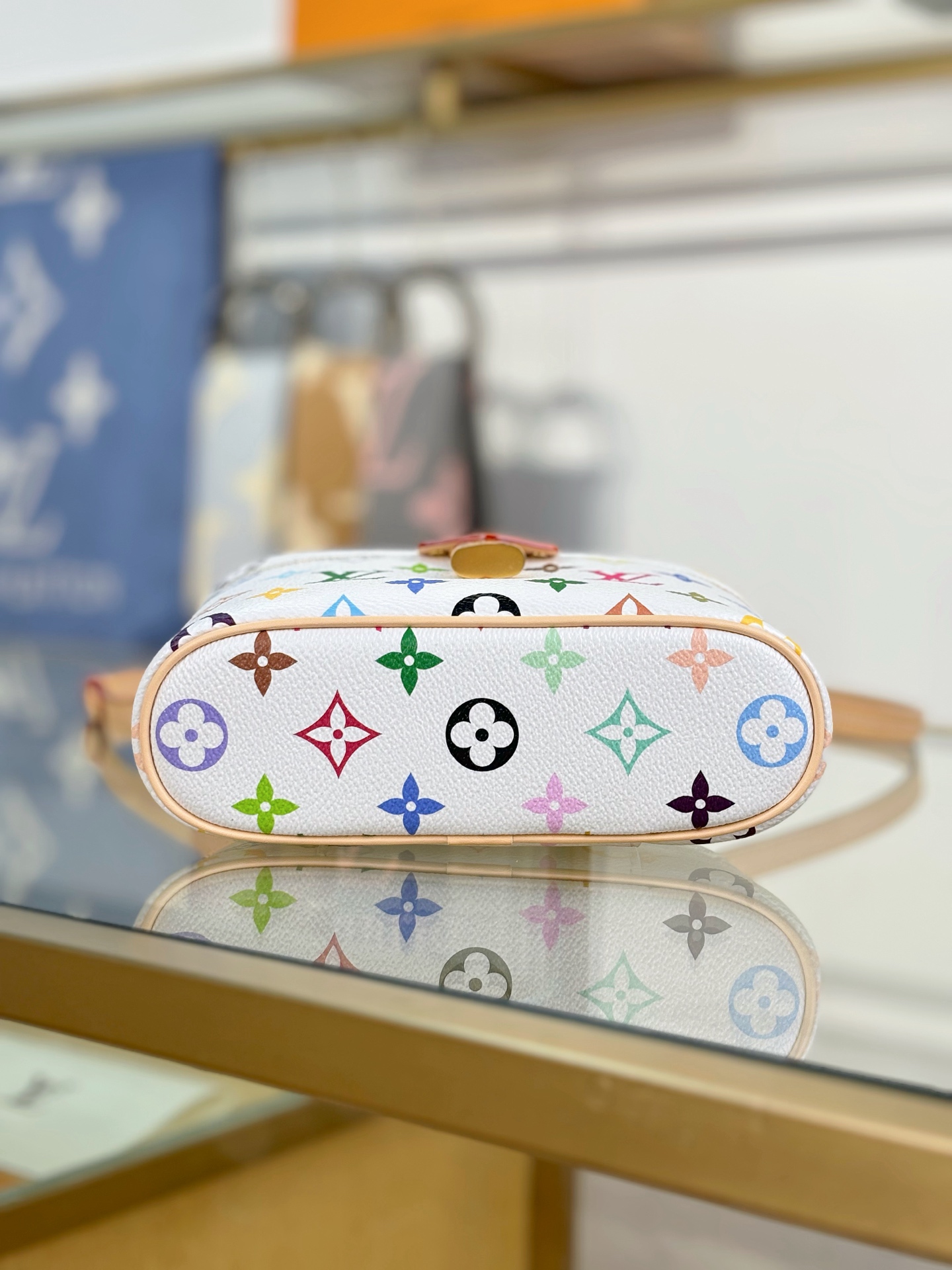 Louis Vuitton  ルイ・ヴィトン シーズナル ワンショルダーバッグ 