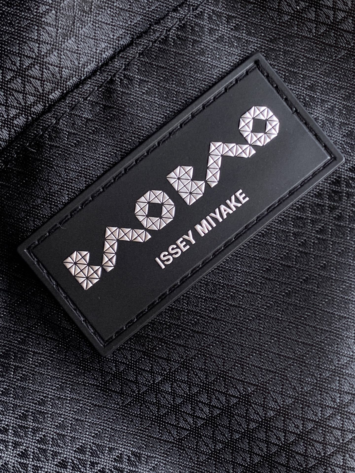 イッセイミヤケ「Issey Miyake」LUCENTシリーズ トートバッグ