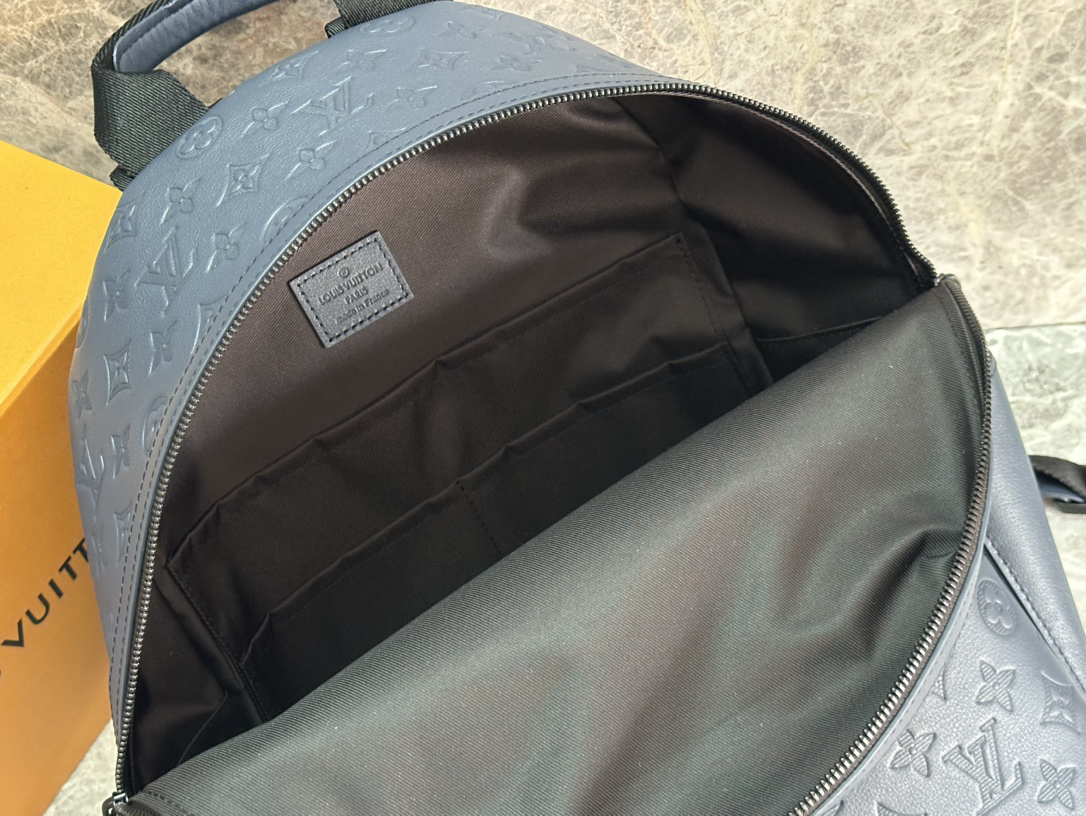 Louis Vuitton  ルイ・ヴィトン シーズナル ワンショルダーバッグ