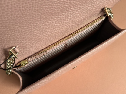 グッチ「Gucci」 レディース おしゃれ ショルダーバッグ