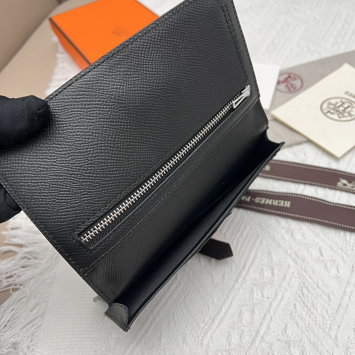 エルメス「Hermès」 レザーポケットウォレット