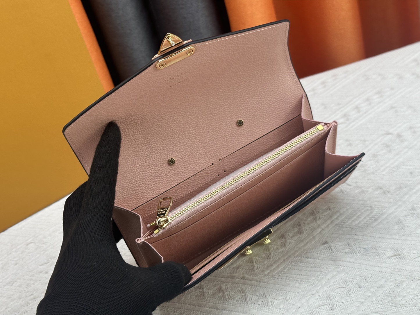 ルイ・ヴィトン「Louis Vuitton」レザーポケットウォレット