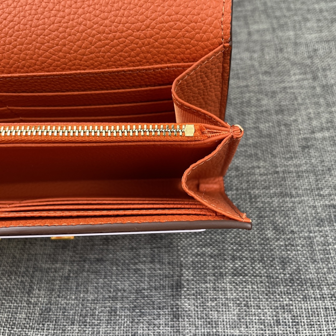 【特価商品9,999円】エルメス「Hermès」 レザーポケットウォレット【この一点のみ 】