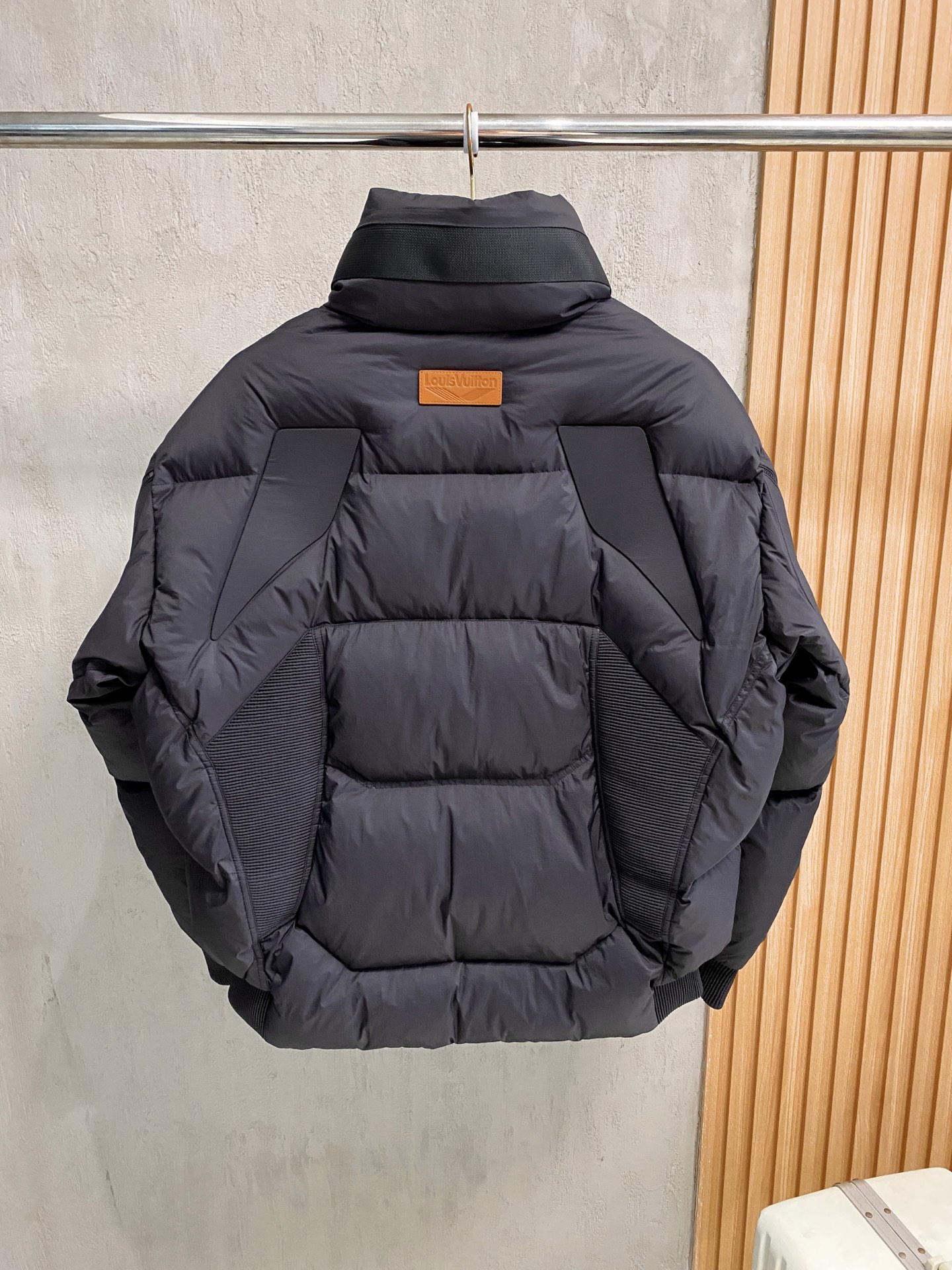 ルイ・ヴィトン冬のおしゃれカジュアルダウンジャケットメンズジャケット