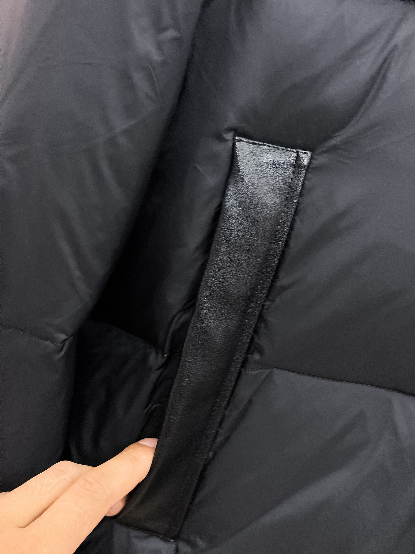 ルイ・ヴィトン冬のおしゃれカジュアルダウンジャケットメンズジャケット