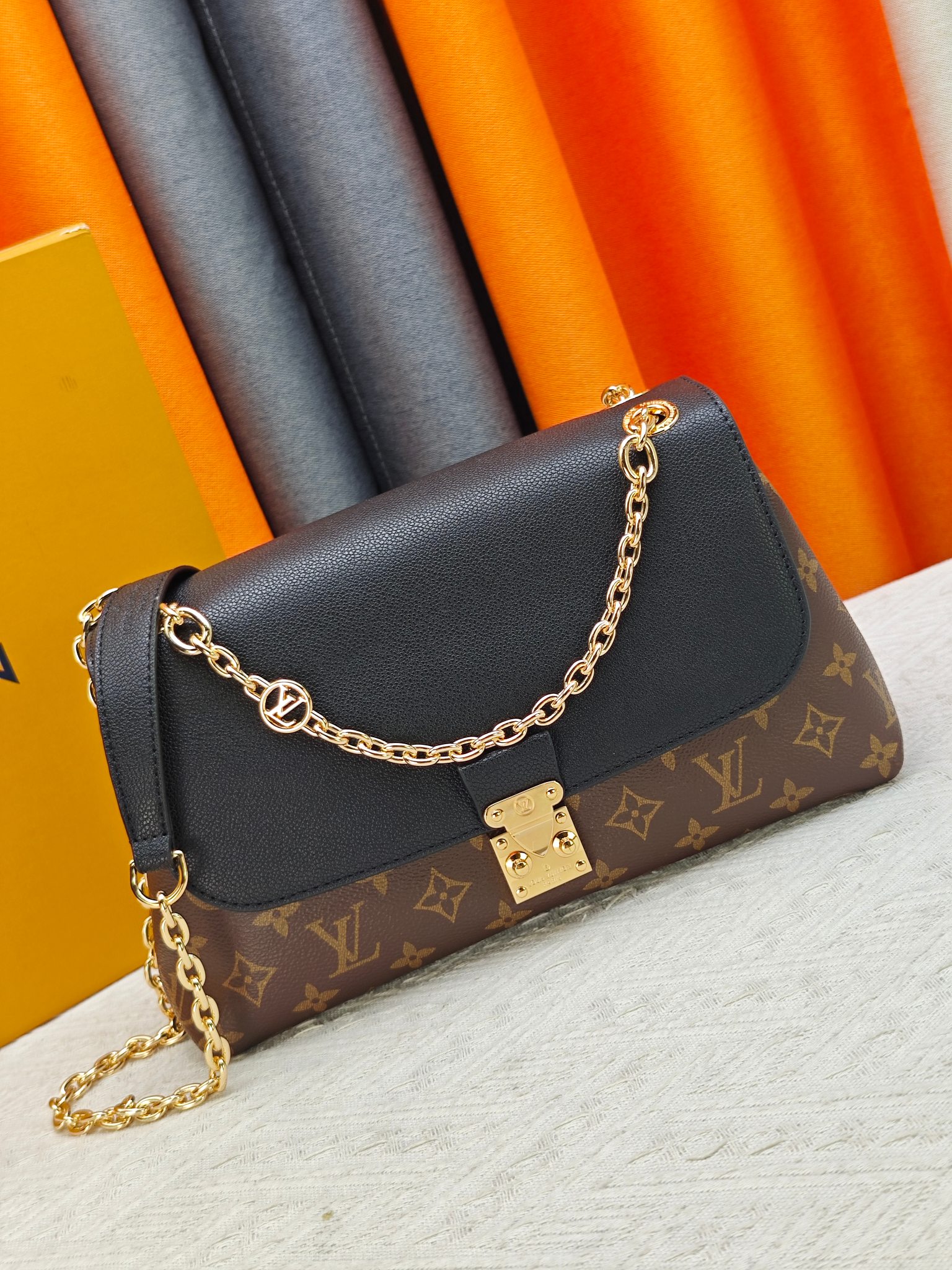 ルイ・ヴィトン「Louis Vuitton」レディースファッションハンドバッグとショルダーバッグ