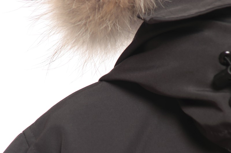 カナダグース　極寒対応ダウンジャケット