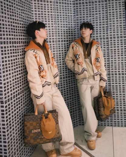 [ Louis Vuitton ] ルイ・ヴィトン  ロブスター編みウールニットジップコート