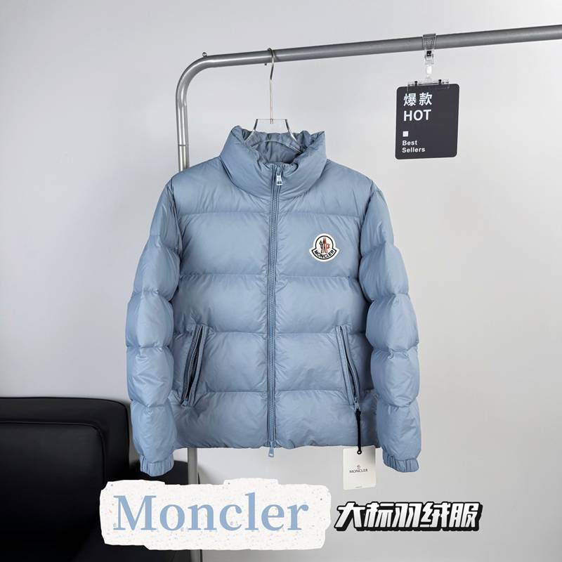 モンクレール シーズン別 ロングダウンコート