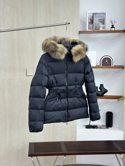 モンクレール シーズン別 ロングダウンコート レディースタイプ