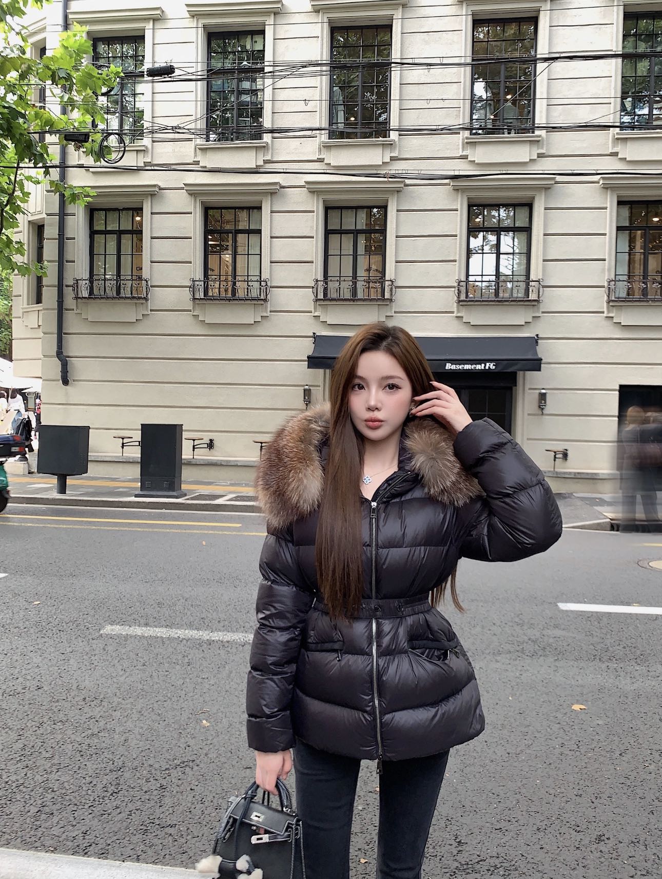 モンクレール シーズン別 ロングダウンコート レディースタイプ