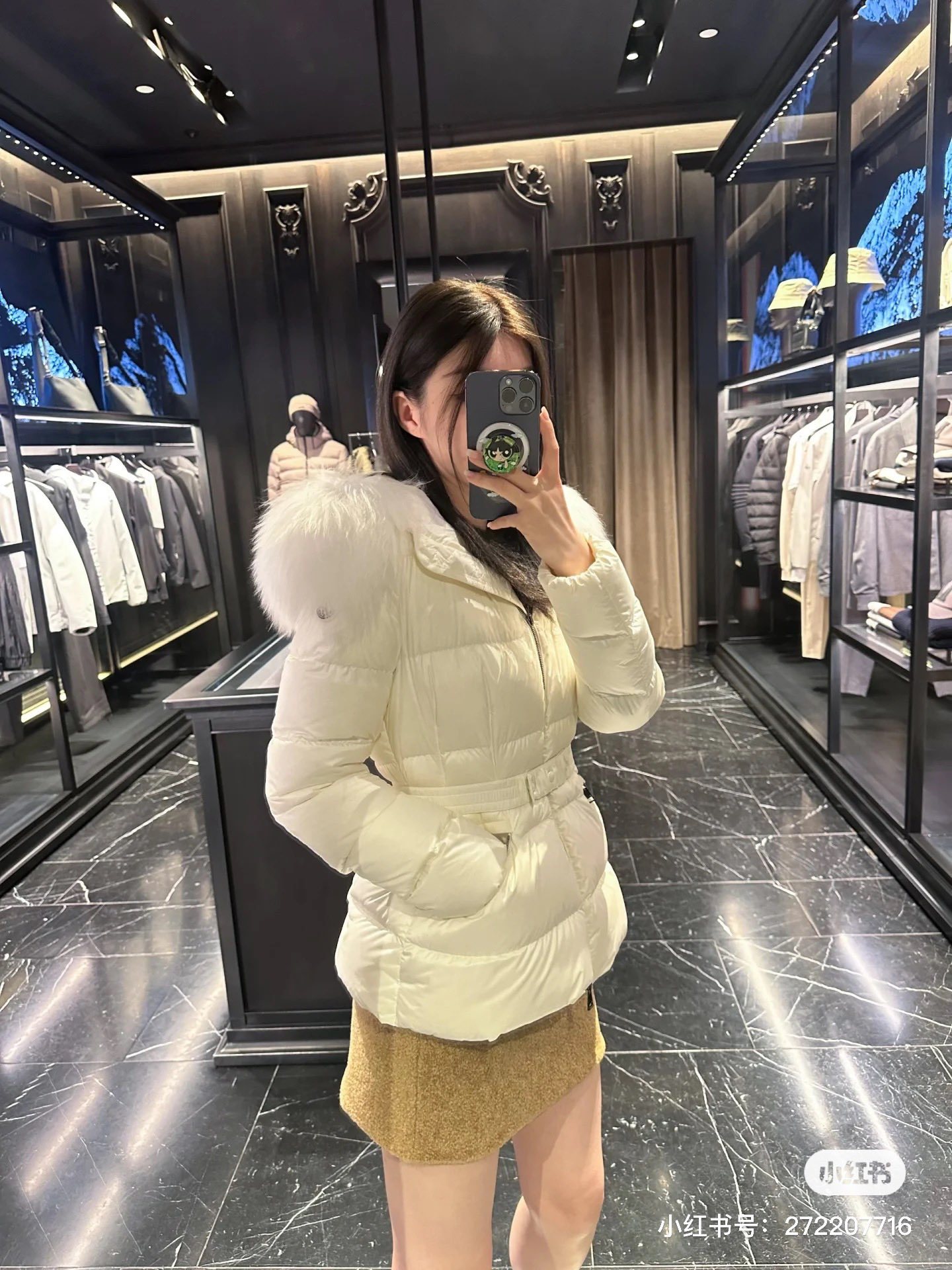 モンクレール シーズン別 ロングダウンコート レディースタイプ