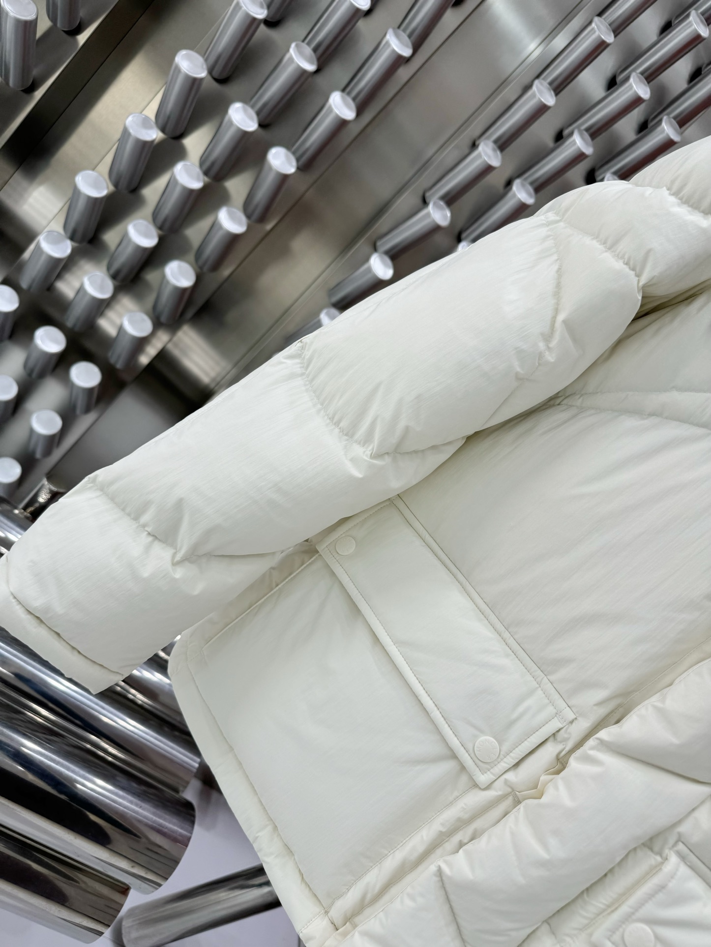 モンクレール シーズン別 ロングダウンコート