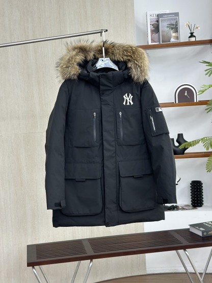 MLBヤンキース2代目ビッグポケットスタッズ大毛襟ダウンジャケット