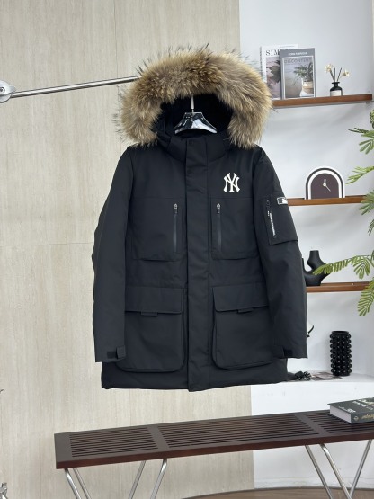 MLBヤンキース2代目ビッグポケットスタッズ大毛襟ダウンジャケット