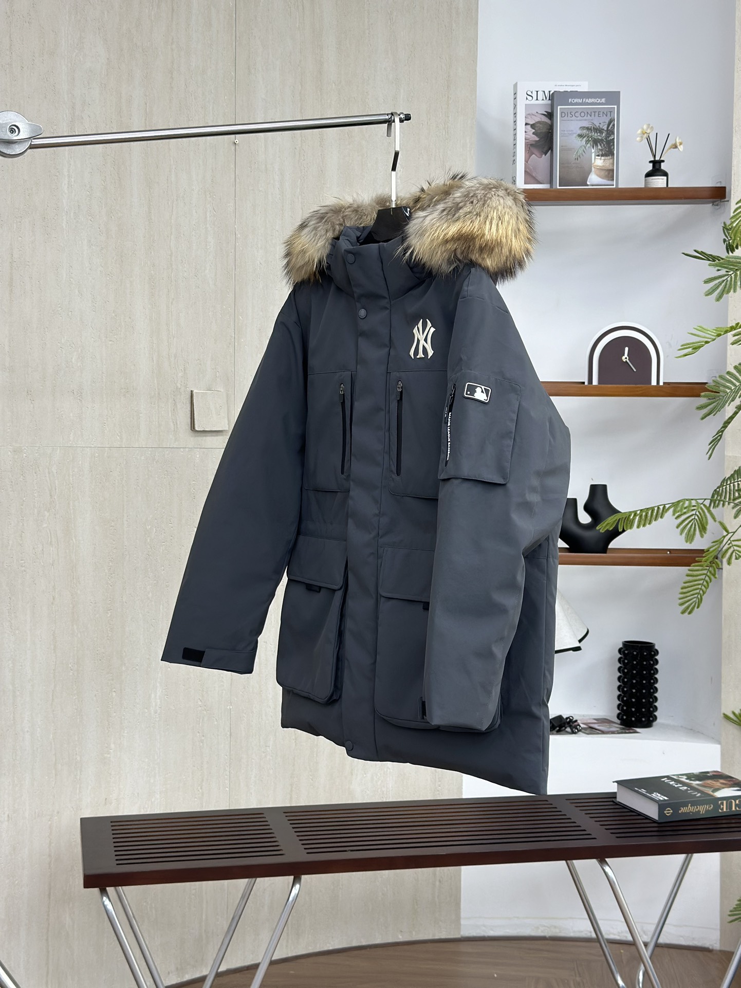 MLBヤンキース2代目ビッグポケットスタッズ大毛襟ダウンジャケット