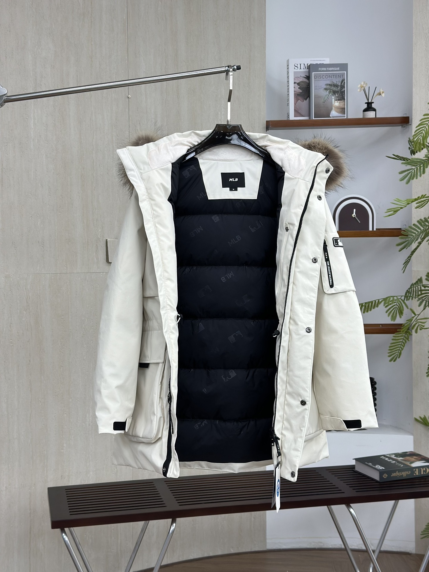 MLBヤンキース2代目ビッグポケットスタッズ大毛襟ダウンジャケット