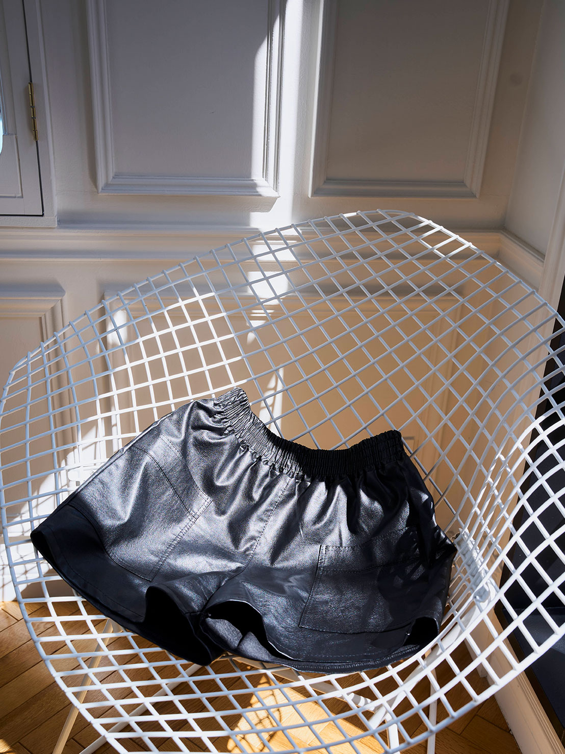 美脚見せ ECOレザーパンツ(he005)