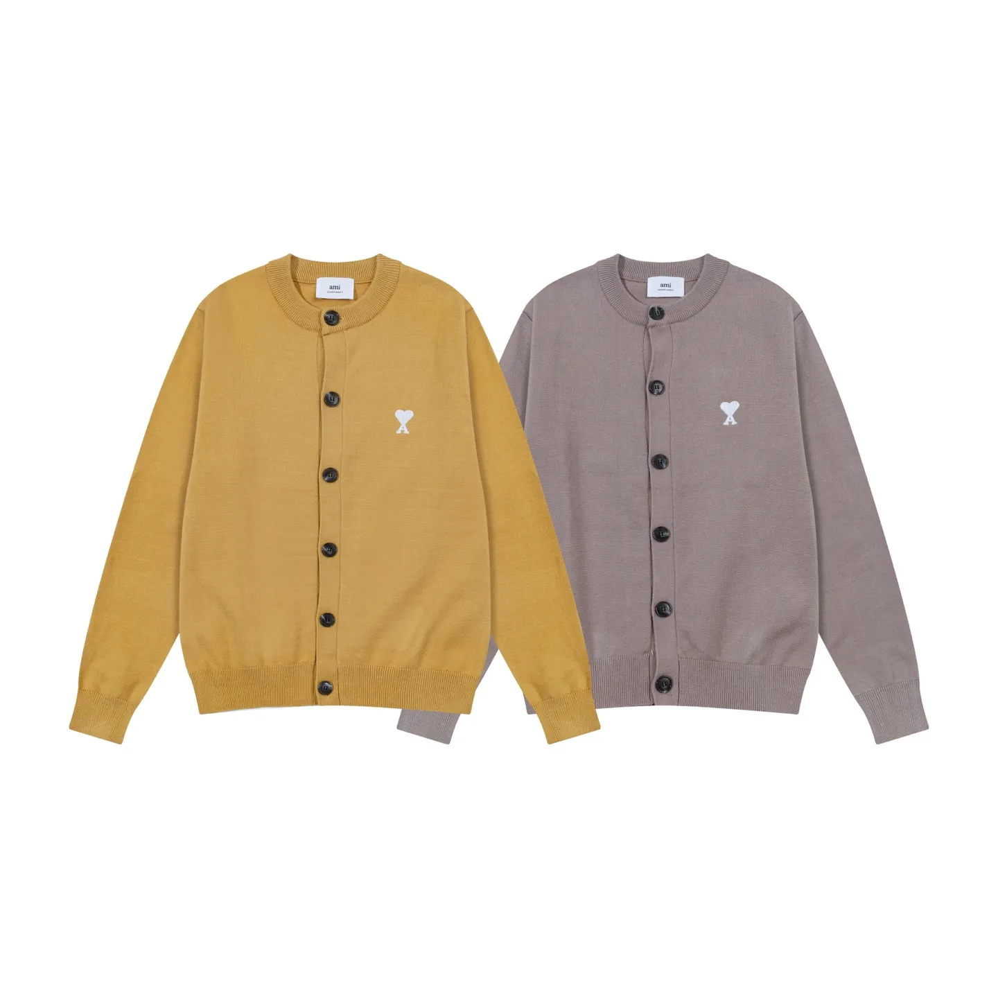 AMI PARIS（アミ パリス） オーバーサイズ ウール カーディガン 男女兼用ロゴニット