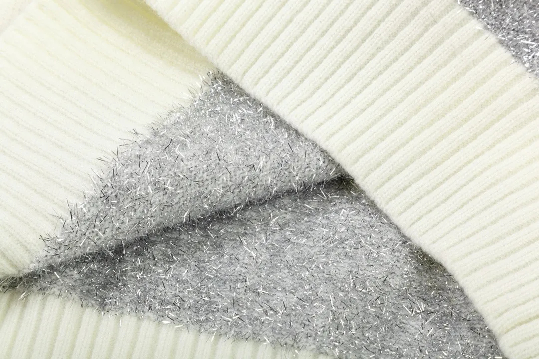 AMI PARIS（アミ パリス） プルオーバー セーター 男女兼用ロゴニット