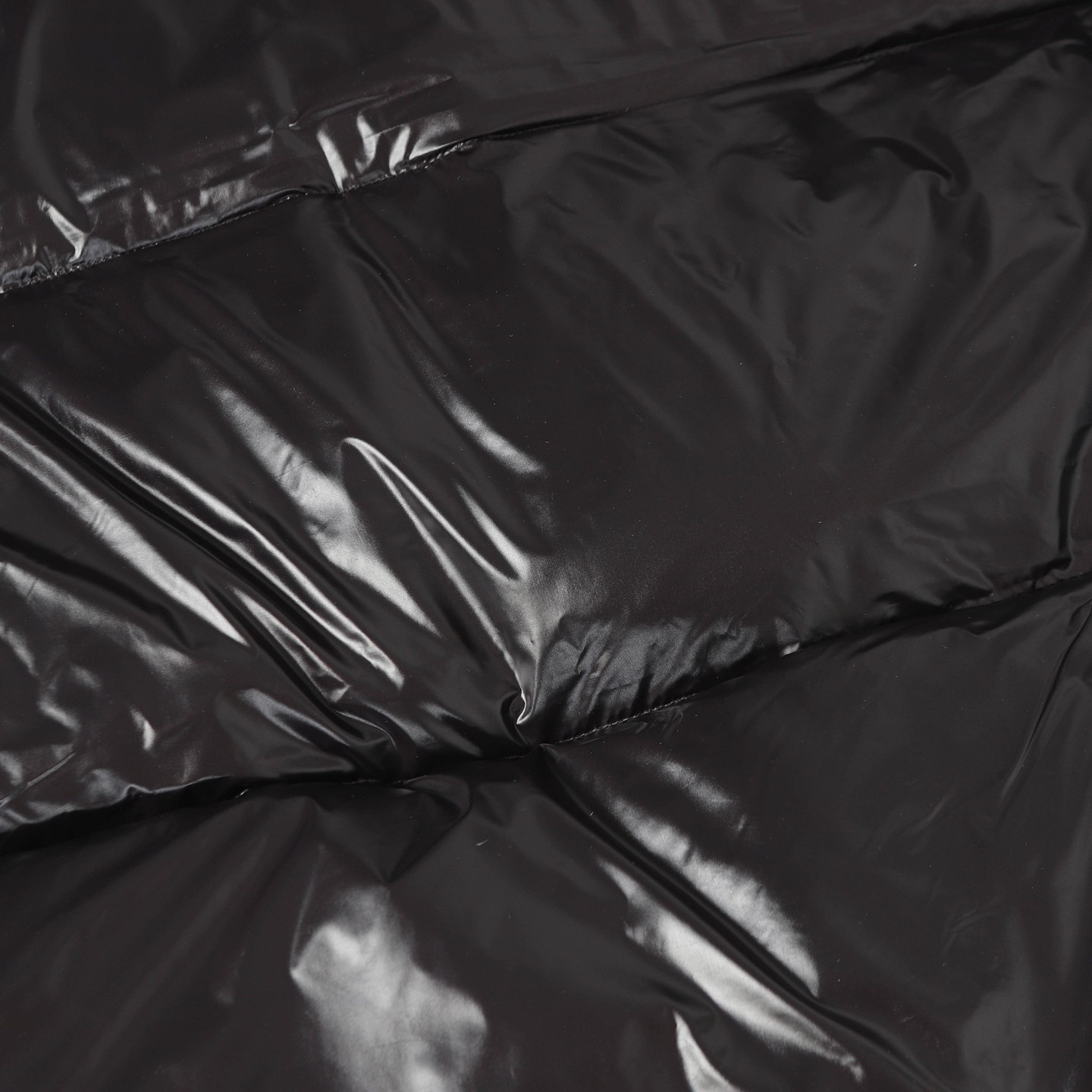 GUCCI グッチ 小G満印 連帽ダウンジャケット ブラック