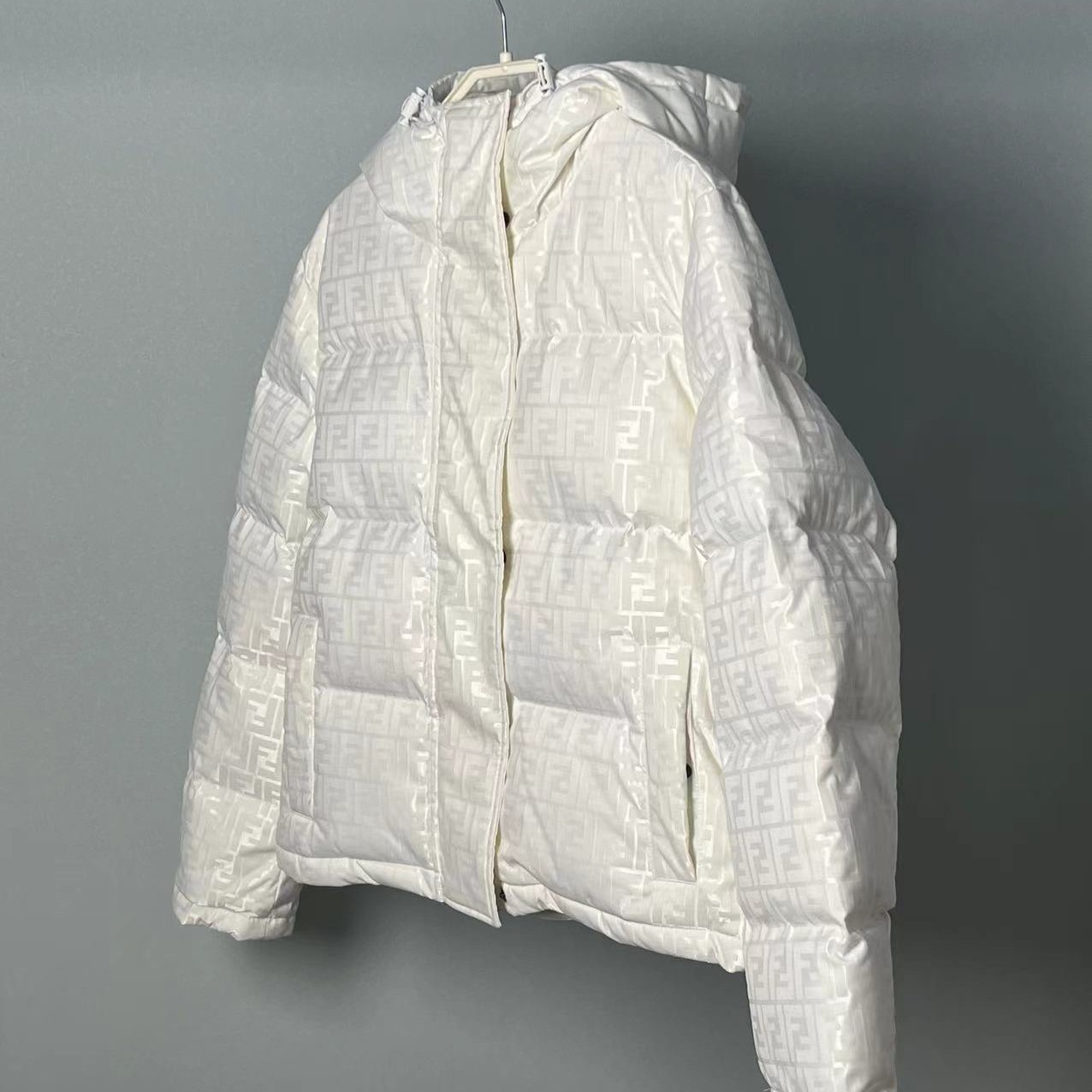 FENDI フェンディ 2024最新男女同款ダウンジャケット