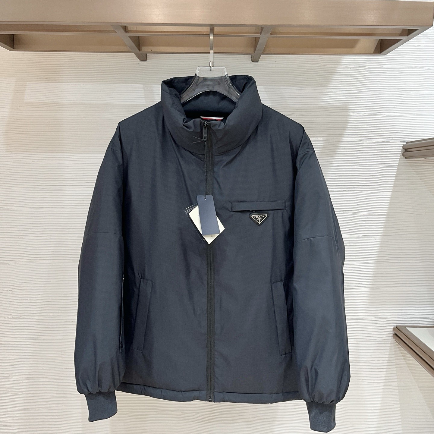 PRADA プラダ メンズダウンジャケット