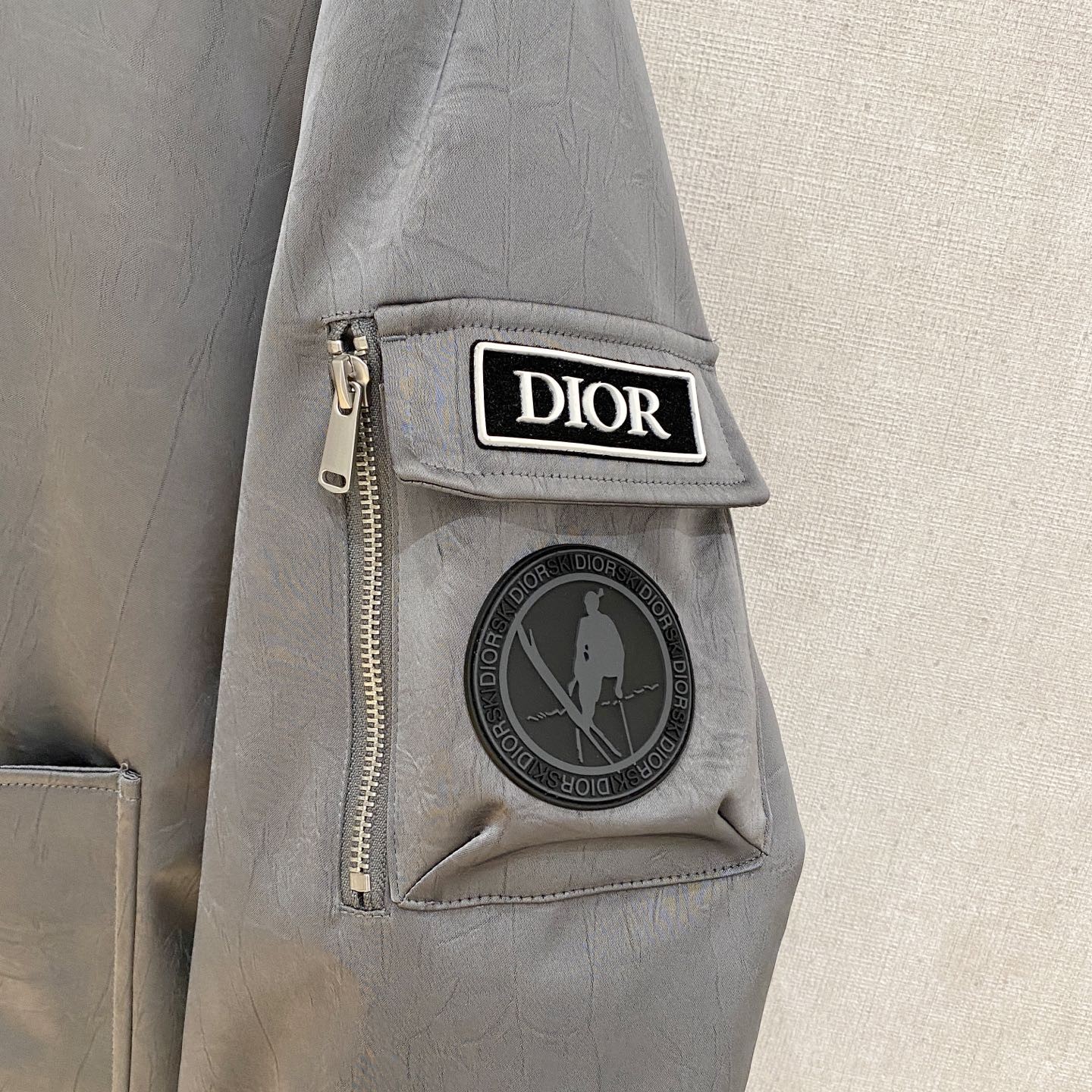 DIOR ディオール フード付きダウンジャケット ブラック/シルバー