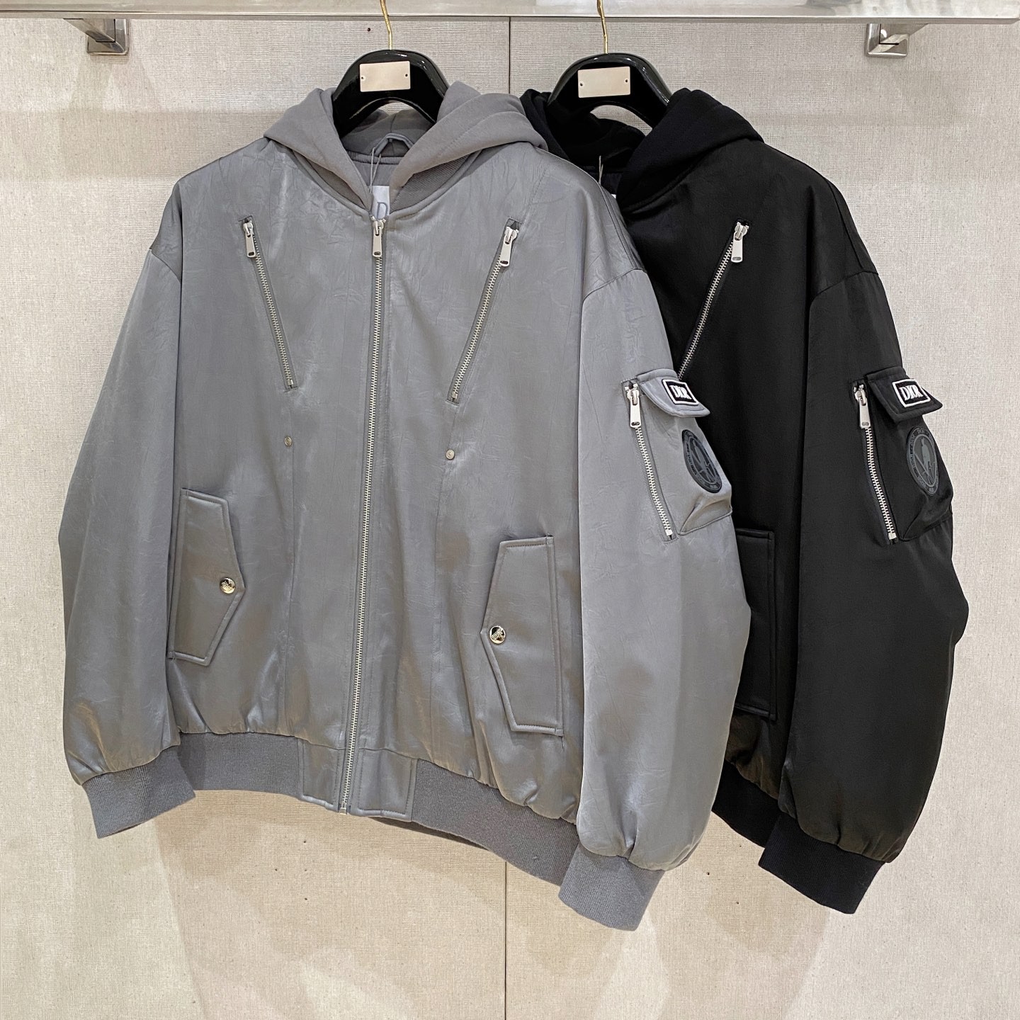 DIOR ディオール フード付きダウンジャケット ブラック/シルバー