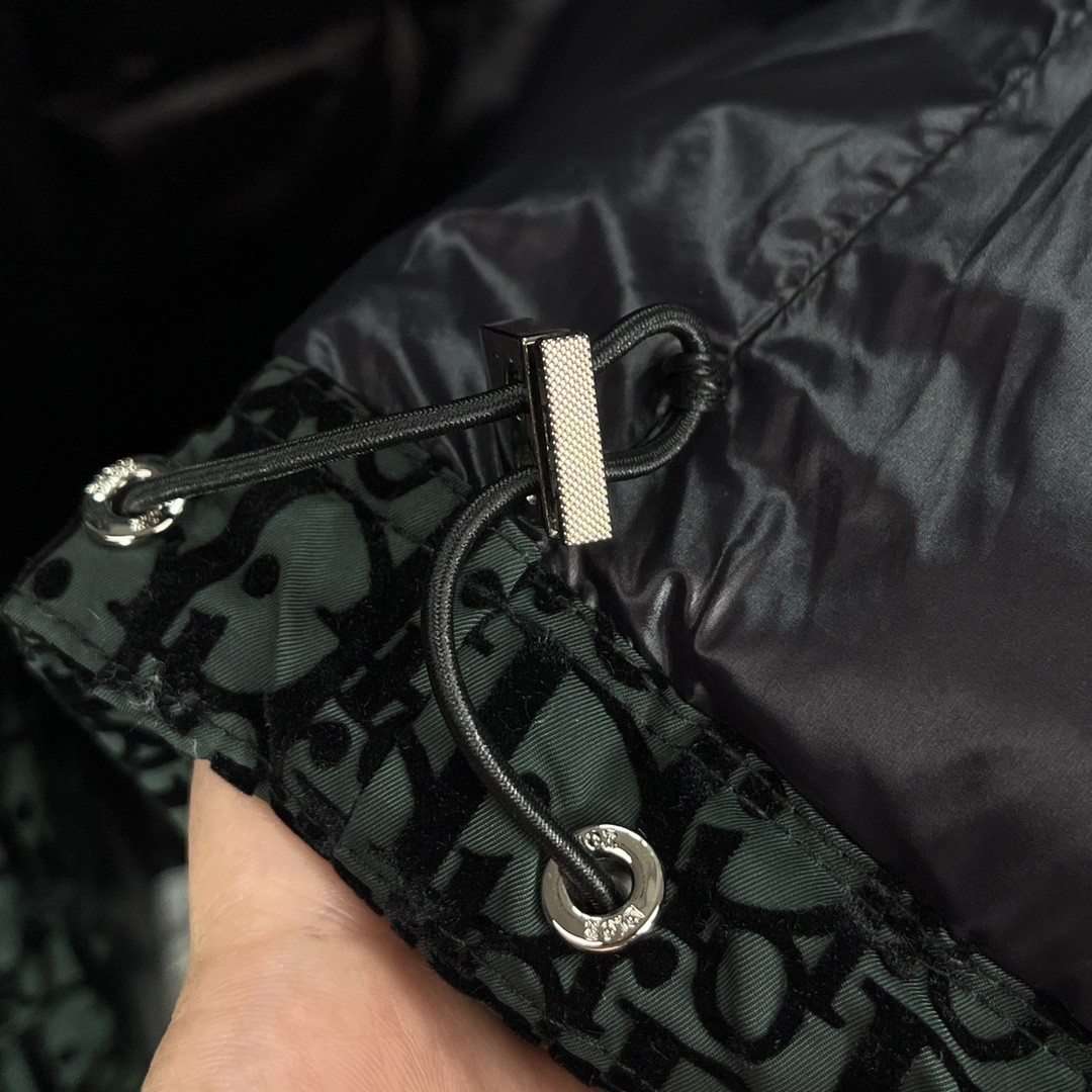 Dior ディオール 2025ss メンズ 立領 ダウンジャケット ブラックグレーン柄