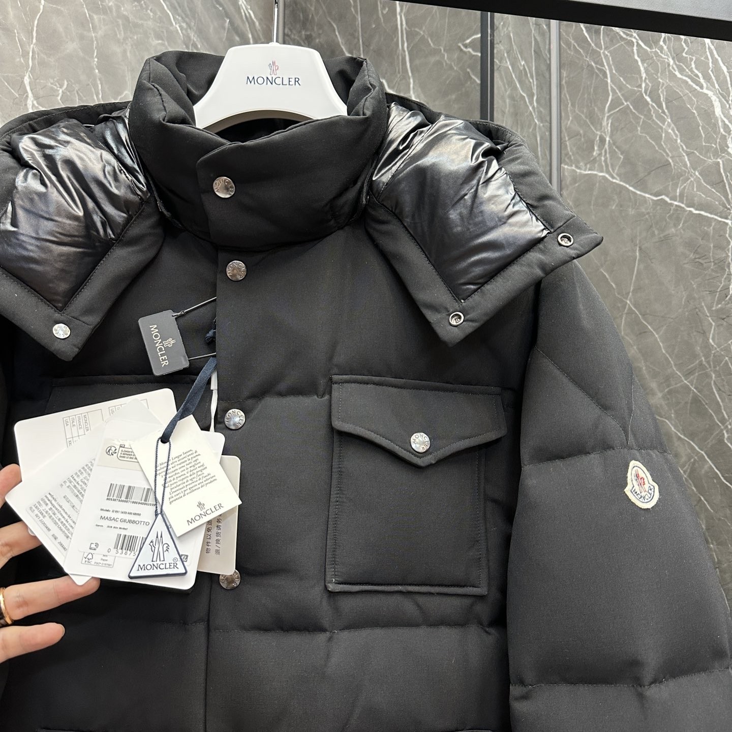 Moncler モンクレール P430 2025秋冬新作カジュアルファッションダウンジャケット ブラック