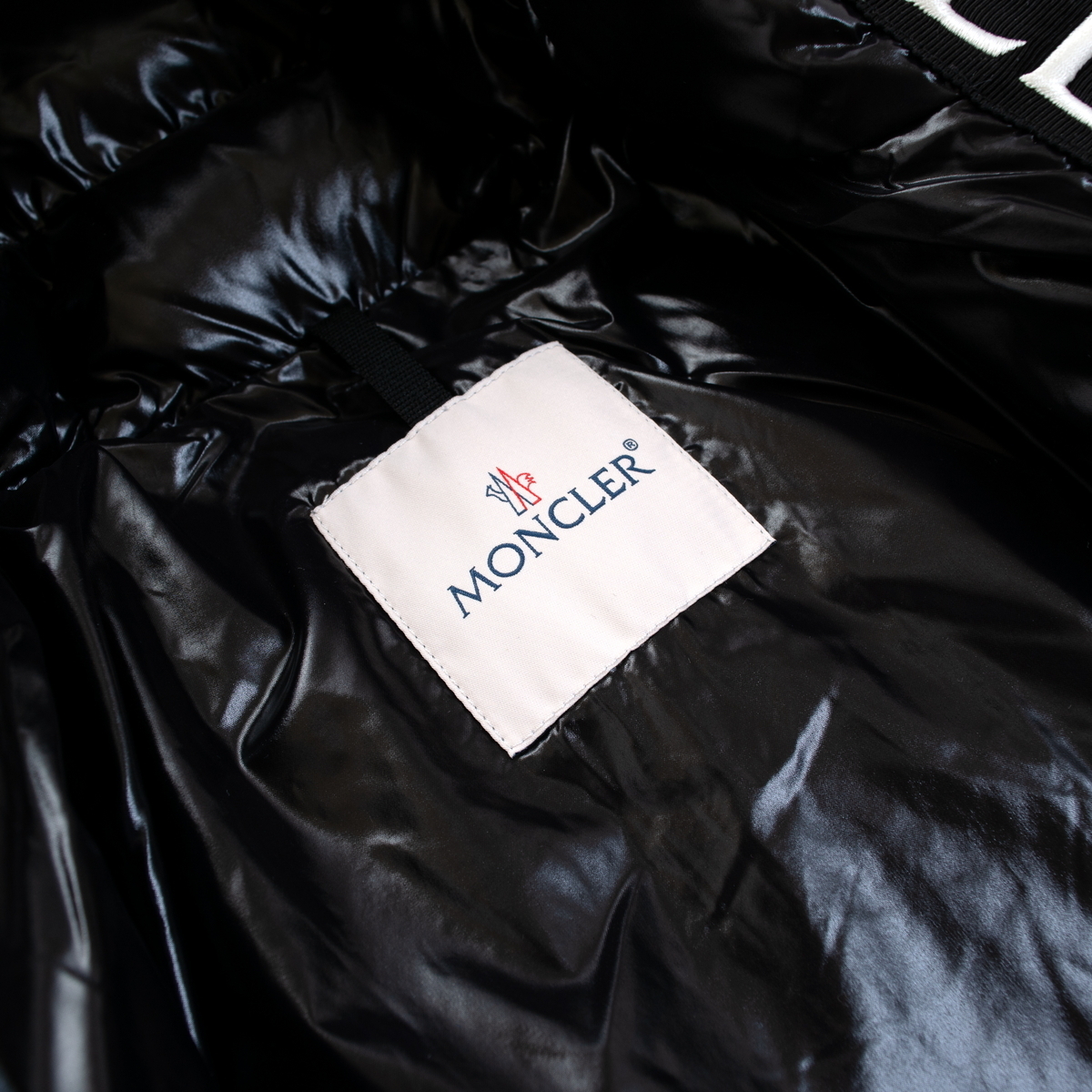 MONCLER モンクレール MONTCLA モンクラ ダウンジャケット